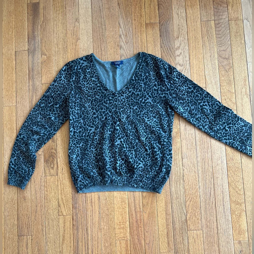 Chaps size large light weight sweater